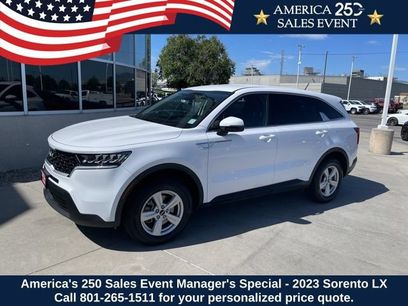 Used 2023 Kia Sorento LX