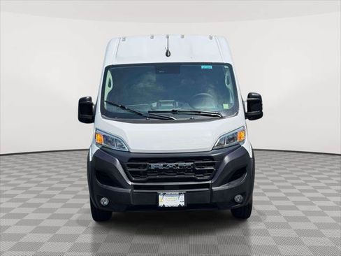 Used 2026 RAM ProMaster 2500 w/ Convenience Group FWD image 2