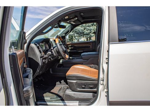 Used 2019 RAM 2500 Limited AWD/4WD image 28
