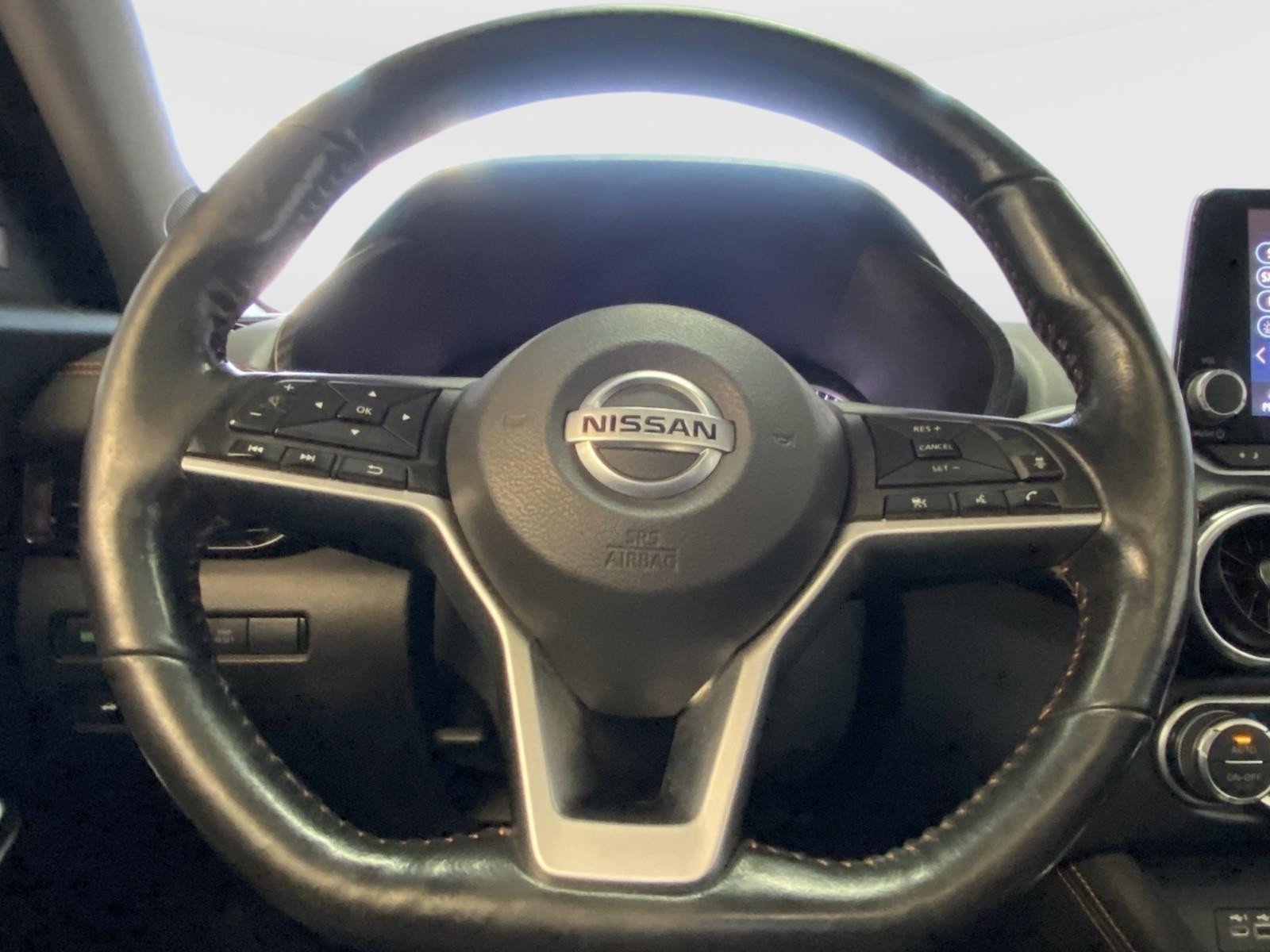 Used 2022 Nissan Sentra SR w/ SR Premium Package FWD image 25