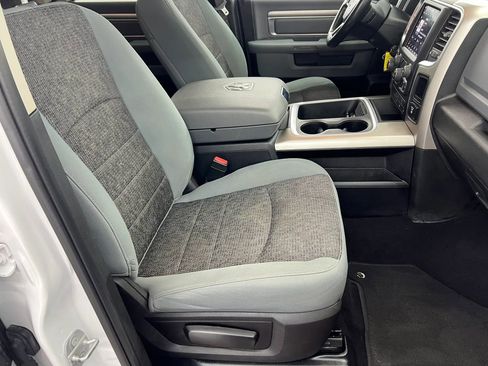 Used 2019 RAM 1500 Classic Warlock AWD/4WD image 12