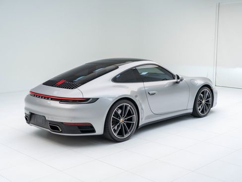 Certified 2022 Porsche 911 Carrera 4 AWD/4WD image 9
