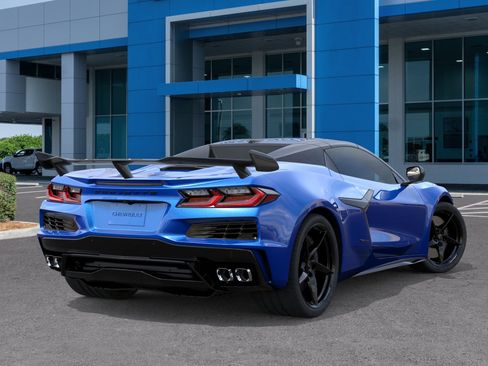 New 2026 Chevrolet Corvette E-Ray w/ Stealth Interior Trim Package AWD/4WD image 4