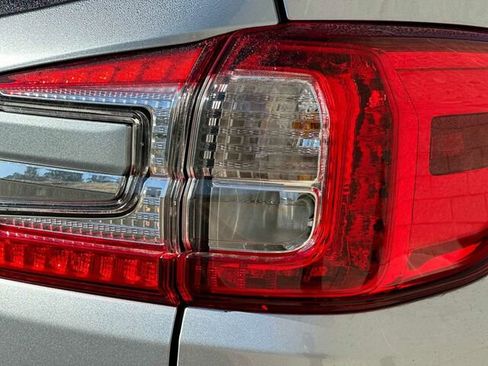 New 2025 Subaru Ascent Limited image 36