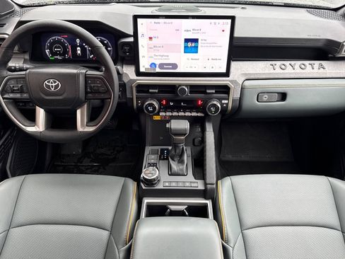 Used 2024 Toyota Tacoma Trailhunter image 4