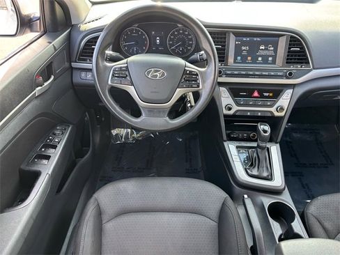 Used 2018 Hyundai Elantra SEL image 8