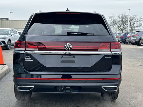 Certified 2025 Volkswagen Atlas SEL image 6