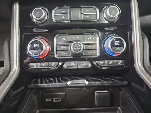 Used 2023 GMC Yukon XL Denali w/ LPO, Floor Liner Package AWD/4WD image 27