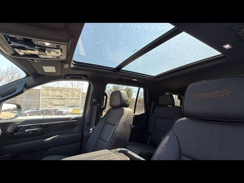 New 2026 Chevrolet Tahoe High Country AWD/4WD image 22