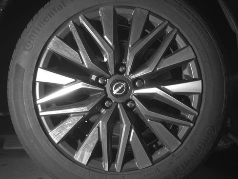 Used 2025 Nissan Altima 2.5 SV image 15