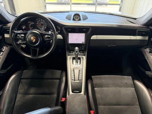 Used 2018 Porsche 911 GT3 RWD image 13