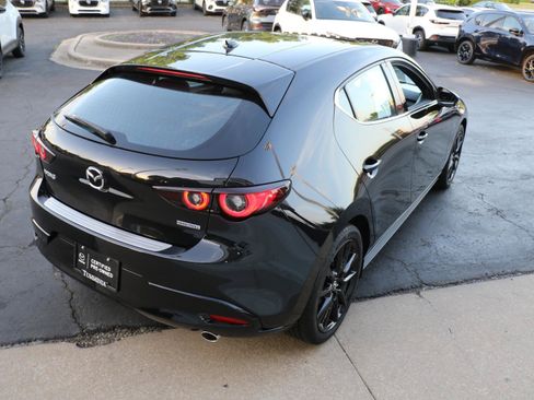Used 2025 MAZDA MAZDA3 2.5 S Hatchback w/ Premium Pkg FWD image 4