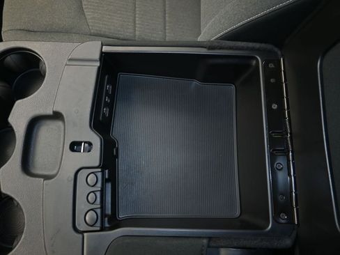Used 2022 RAM 1500 Classic Warlock w/ Electronics Group AWD/4WD image 18