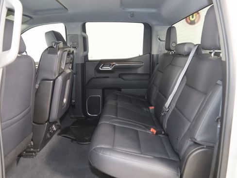 Used 2022 Chevrolet Silverado 1500 LT image 44