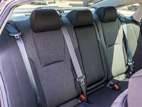 Used 2025 Honda Accord SE image 19