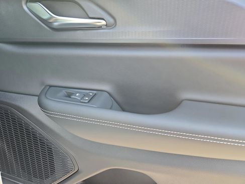 New 2025 Jeep Grand Cherokee Altitude image 52