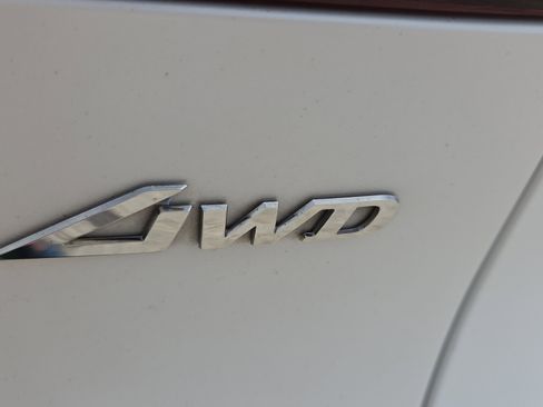 Used 2023 Genesis GV70 2.5T w/ Sport Prestige Package image 33