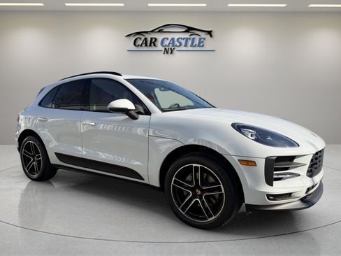 Used 2020 Porsche Macan image 4