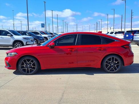 Certified 2024 Honda Civic Sport Touring image 3