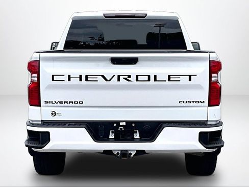 Used 2023 Chevrolet Silverado 1500 Custom w/ LPO, Dark Essentials Package AWD/4WD image 5