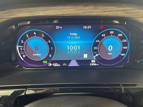 Used 2025 Volkswagen Atlas SEL image 19