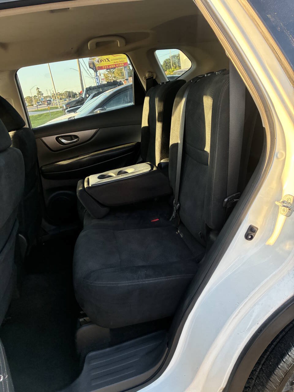 Used 2016 Nissan Rogue S w/ Appearance Package FWD image 10