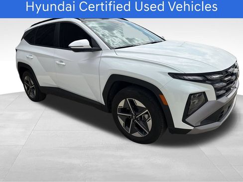 Certified 2025 Hyundai Tucson SEL AWD/4WD image 8
