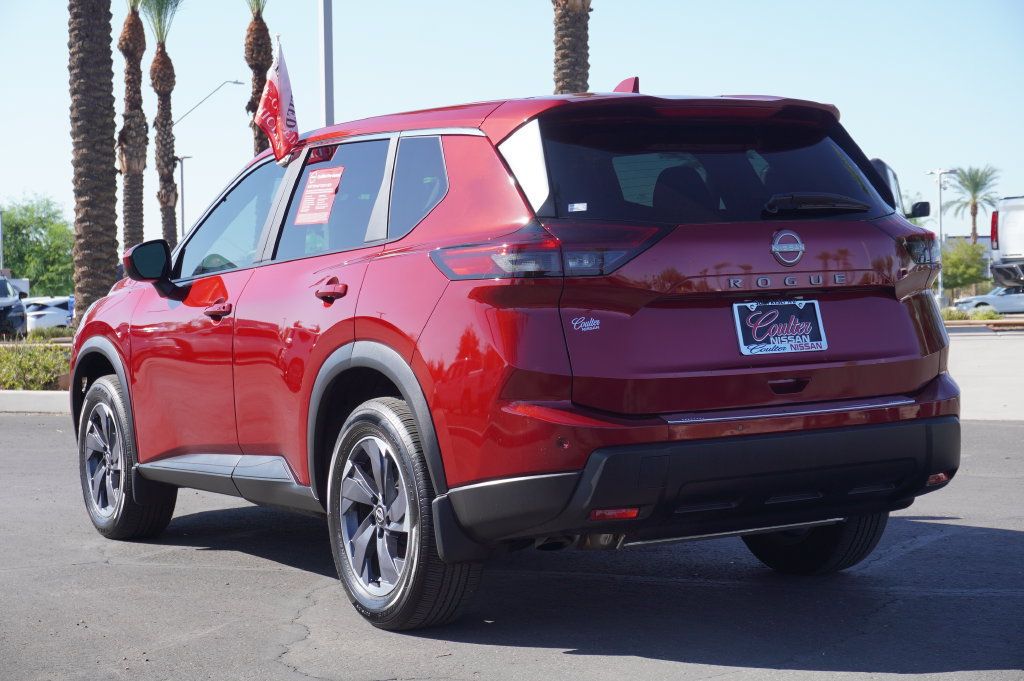 Certified 2026 Nissan Rogue SV FWD image 3
