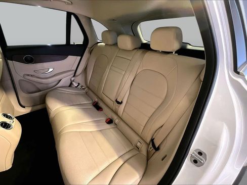 Certified 2022 Mercedes-Benz GLC 300 4MATIC image 21