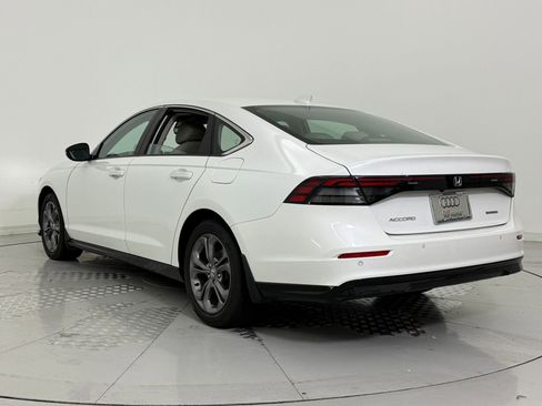 Used 2024 Honda Accord EX-L image 3