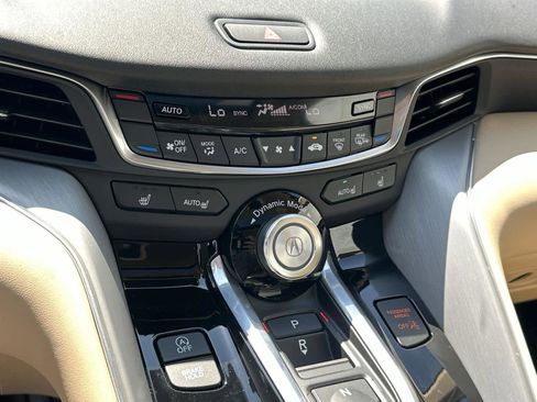 New 2025 Acura TLX w/ Technology Package image 27