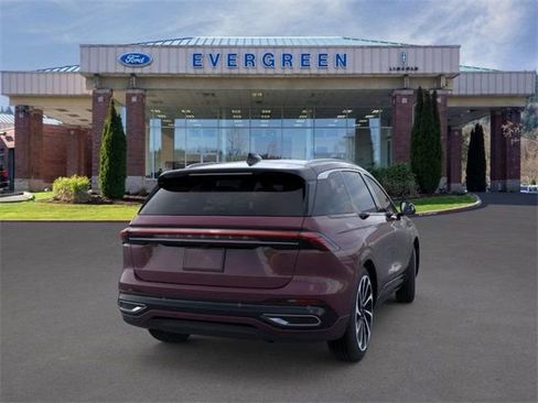 New 2025 Lincoln Nautilus Black Label image 8