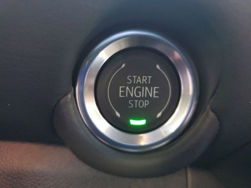 New 2026 Chevrolet Suburban LT image 28