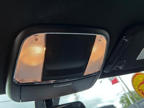 Used 2023 Dodge Charger SXT image 25