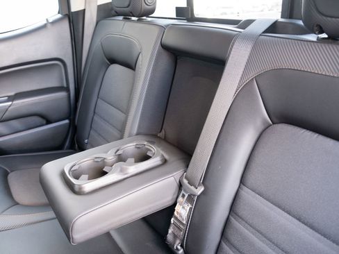 Used 2021 GMC Canyon AT4 AWD/4WD image 17