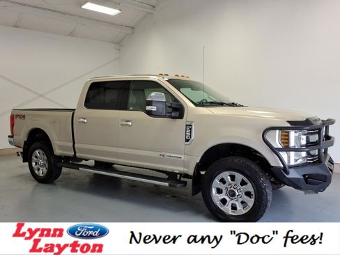 Certified 2018 Ford F250 Lariat w/ Chrome Package image 2