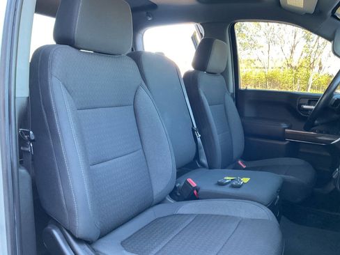 Used 2022 Chevrolet Silverado 1500 LT image 45