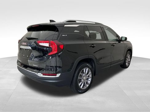 Used 2024 GMC Terrain SLT AWD/4WD image 5