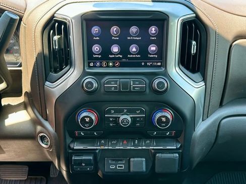 Used 2019 Chevrolet Silverado 1500 LTZ AWD/4WD image 26