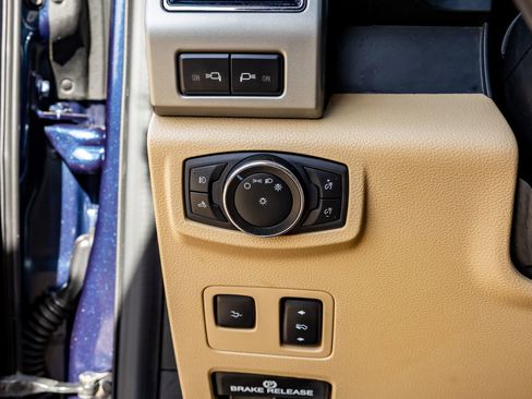 Used 2020 Ford F350 Lariat w/ Lariat Ultimate Package image 22