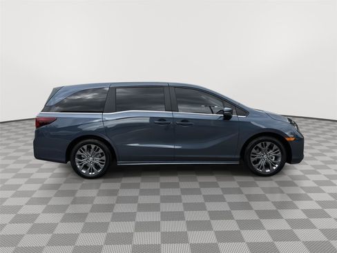 Used 2026 Honda Odyssey Touring image 5