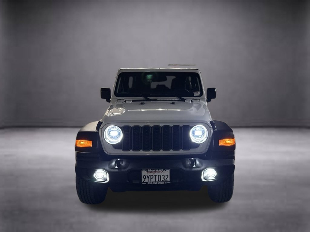 Used 2026 Jeep Wrangler Unlimited Sport AWD/4WD image 11