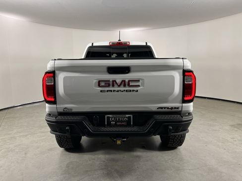 New 2024 GMC Canyon AT4X w/ AT4X AEV Edition image 32