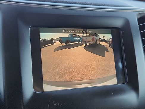 Used 2021 Jeep Cherokee Latitude FWD image 8