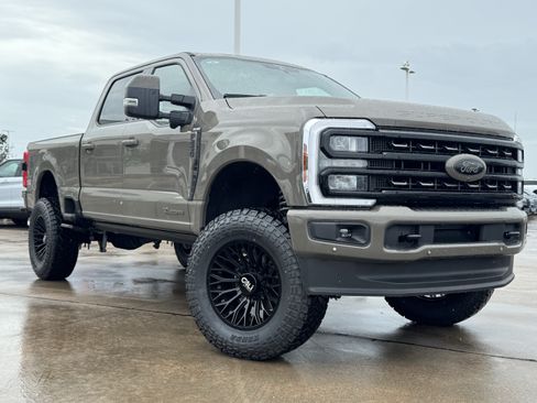 New 2026 Ford F250 King Ranch w/ Chrome Package AWD/4WD image 2