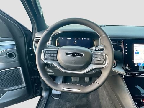New 2025 Jeep Wagoneer Series II w/ Convenience Group I image 12