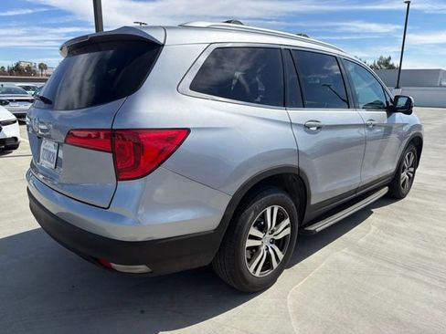 Used 2017 Honda Pilot EX-L image 2