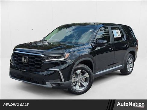 New 2025 Honda Pilot EX-L image 1