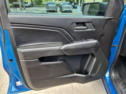 Used 2024 Chevrolet Colorado W/T w/ WT Convenience Package RWD image 18