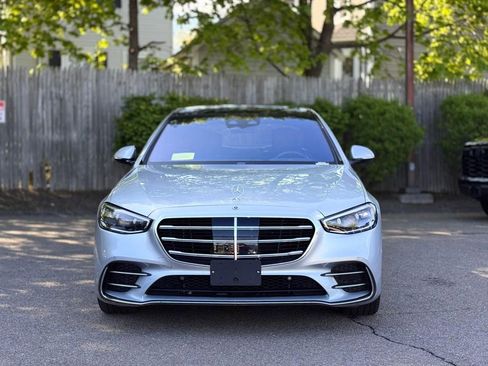 Used 2023 Mercedes-Benz S 500 4MATIC w/ AMG Line image 9